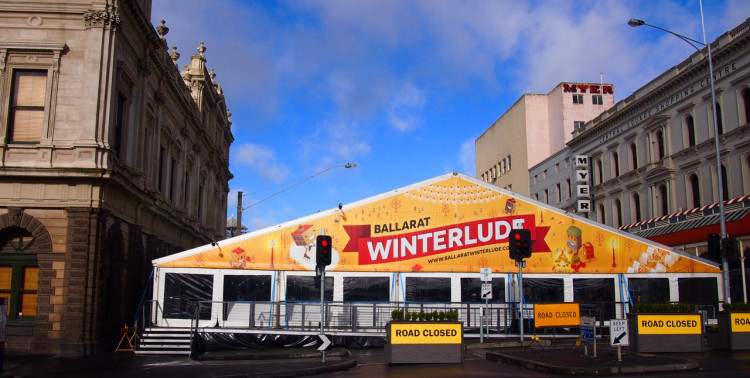 Pop Up Ice Rink Hire